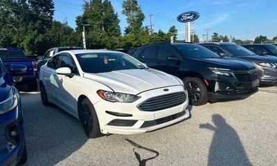 2017 Ford Fusion SE