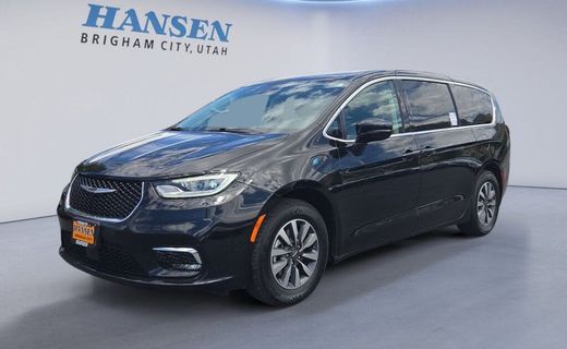 2024 Chrysler Pacifica Select