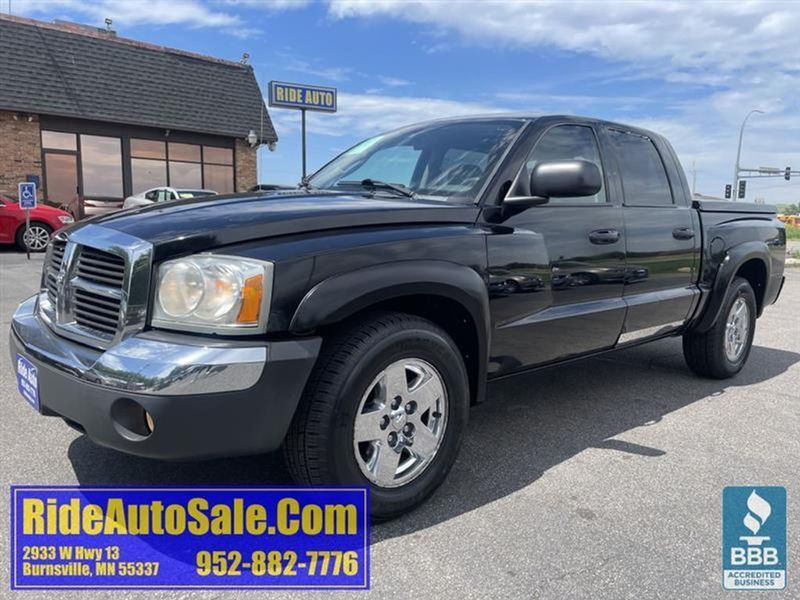 2005 Dodge Dakota — a typically priced live listing