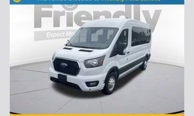2024 Ford Transit Medium Roof
