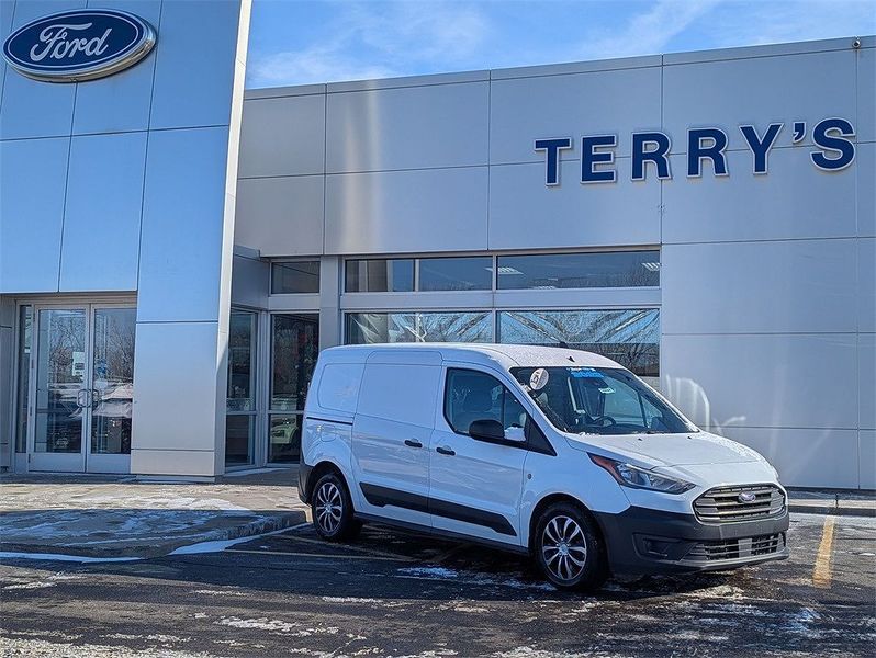 2022 Ford Transit Connect — a typically priced live listing