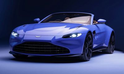 2022 Aston Martin Vantage Roadster