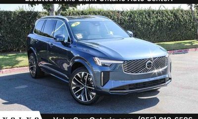 2026 Volvo XC90 Plus Bright