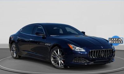 2019 Maserati Quattroporte Essence