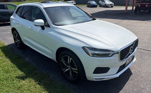 2018 Volvo XC60 Momentum