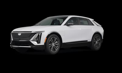 2024 Cadillac Lyriq LUX 1