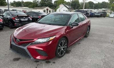 2018 Toyota Camry L LE SE
