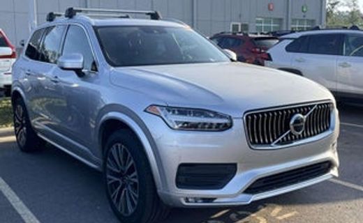 2020 Volvo XC90 Momentum