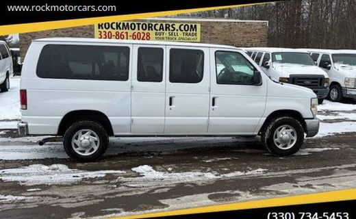 2010 Ford E-350 Econoline