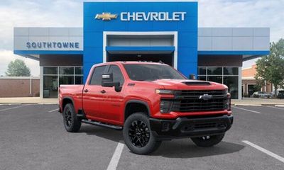 2026 Chevrolet Silverado HD Custom