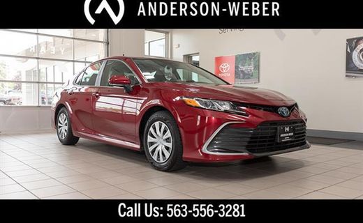 2022 Toyota Camry LE