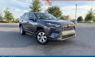 2023 Toyota RAV4 LE