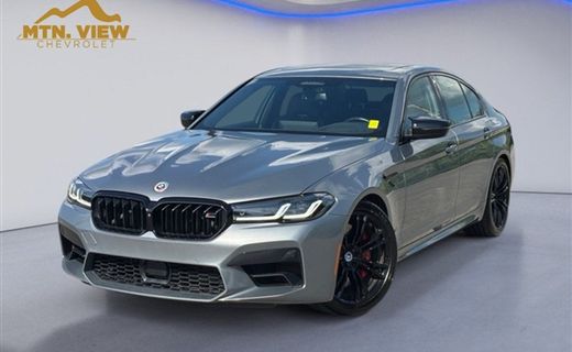 2023 BMW M5