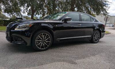 2013 Lexus LS 460