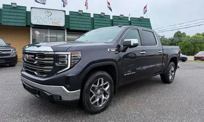 2022 GMC Sierra SLT