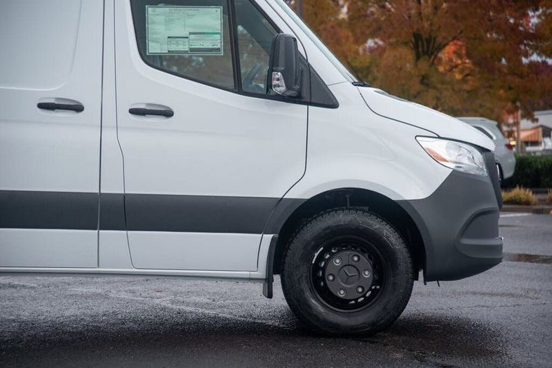 2025 Mercedes-Benz Sprinter — a typically priced live listing