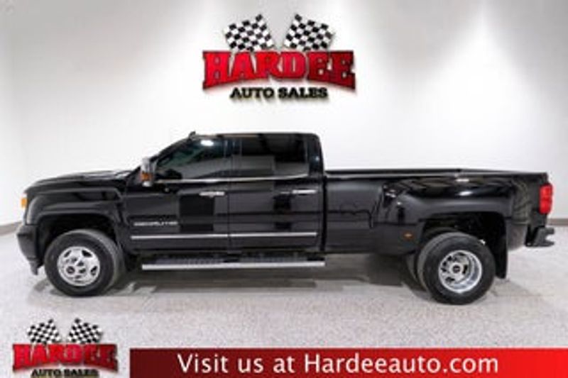 2019 Gmc Sierra Hd — a typically priced live listing