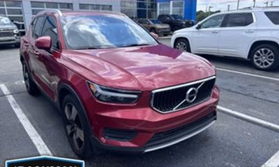 2019 Volvo XC40 Momentum