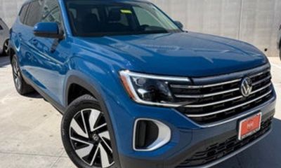 2025 Volkswagen Atlas SE