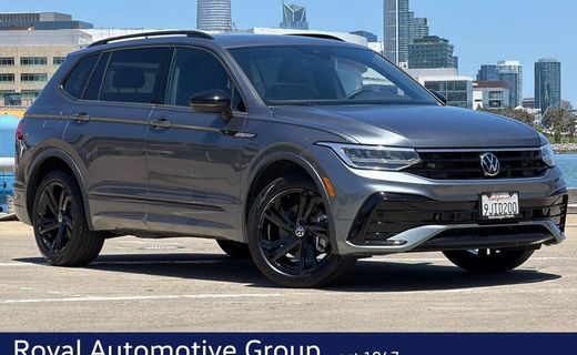 2023 Volkswagen Tiguan 4MOTION SE Black