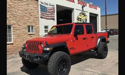 2020 Jeep Gladiator Sport
