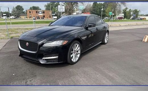 2017 Jaguar XF