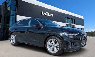 2023 Audi Q8 Quattro Prestige