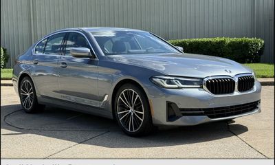 2021 BMW 530i