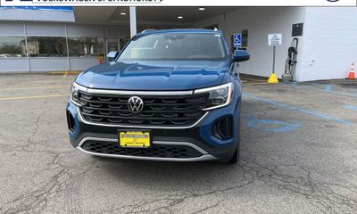 2025 Volkswagen Atlas Cross Sport 4Motion SE