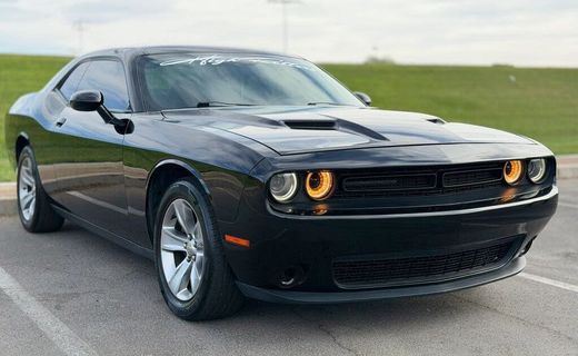 2016 Dodge Challenger SXT