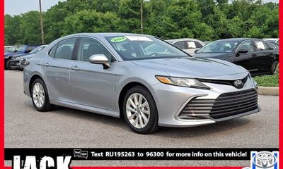 2024 Toyota Camry LE