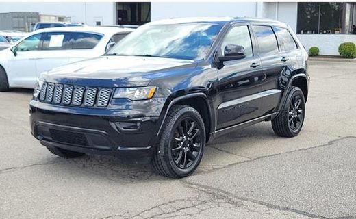 2020 Jeep Grand Cherokee Laredo