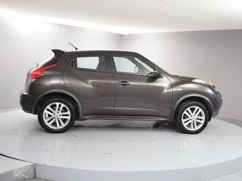 2011 Nissan Juke — a typically priced live listing