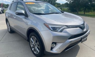 2018 Toyota RAV4 LTD