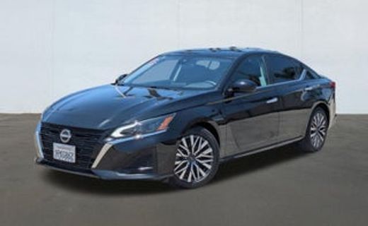 2023 Nissan Altima SV