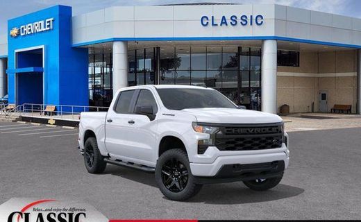 2026 Chevrolet Silverado Custom
