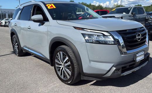 2022 Nissan Pathfinder Platinum