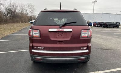 2016 GMC Acadia SLE 2