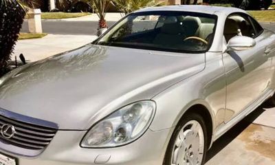 2003 Lexus SC 430