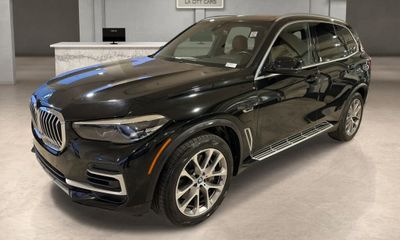 2023 BMW X5 XDRIVE45E