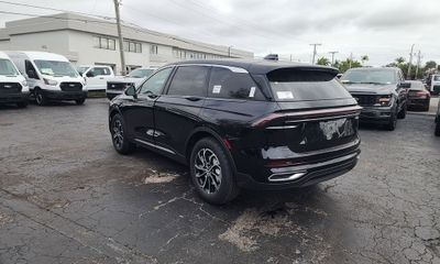 2025 Lincoln Nautilus Premiere