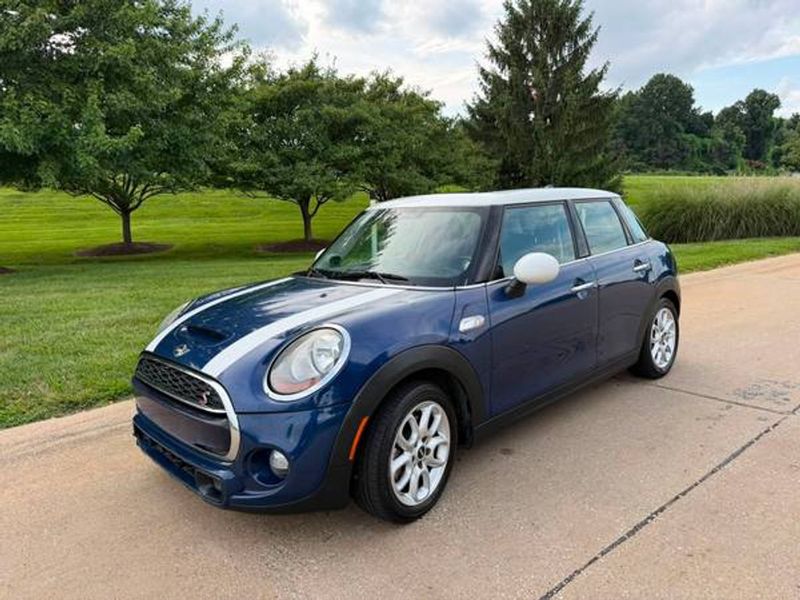2015 Mini Hardtop — a typically priced live listing