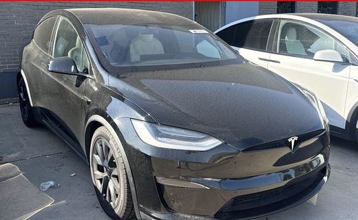 2022 Tesla Model X