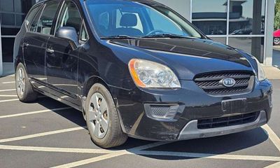 2009 Kia Rondo UN