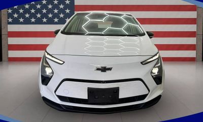 2023 Chevrolet Bolt EV 2LT