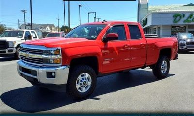 2017 Chevrolet Silverado LT