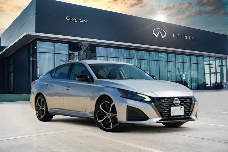 2024 Nissan Altima — a typically priced live listing