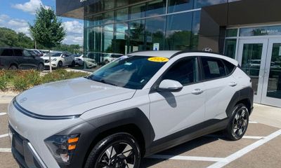 2024 Hyundai Kona SE