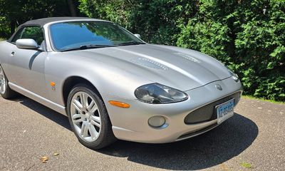 2005 Jaguar XK XKR