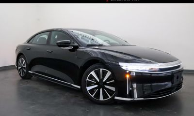 2023 Lucid AIR Pure